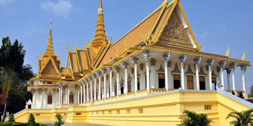 Cung-điện-hoàng-gia-Campuchia